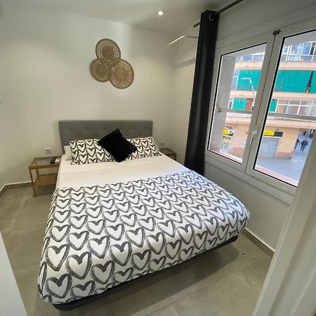 Apartamentos Con Bano Privado Frente Al Metro L5 Barcelona-Hospitalet L'Hospitalet de Llobregat Exterior photo