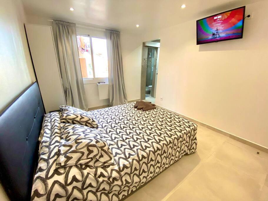 Apartamentos Con Bano Privado Frente Al Metro L5 Barcelona-Hospitalet L'Hospitalet de Llobregat Exterior photo